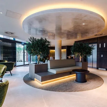 Premium 3 Bed Centre - Free Parking