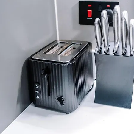 Premium 3 Bed Centre - Free Parking * Leeds (West Yorkshire)