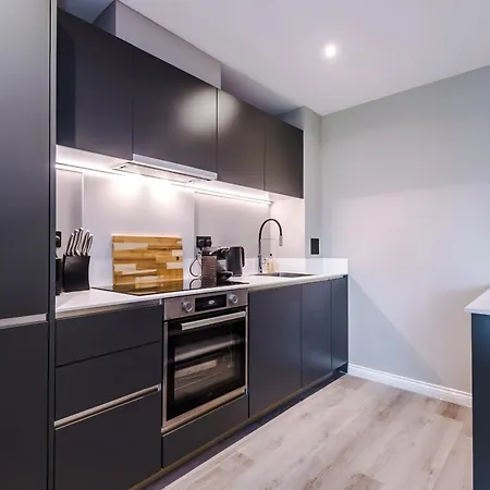 Premium 3 Bed Centre - Free Parking Leeds (West Yorkshire)