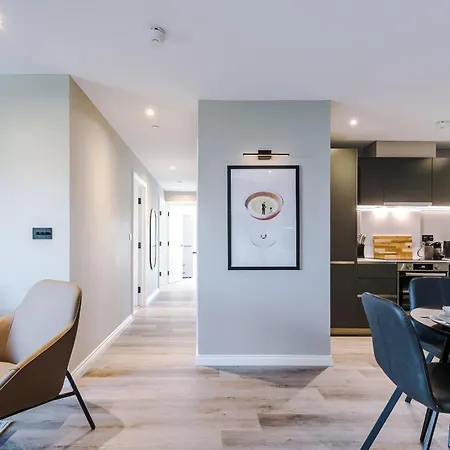 Premium 3 Bed Centre - Free Parking Leeds (West Yorkshire)