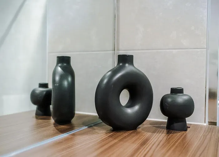 Premium 3 Bed Centre - Free Parking * לידס