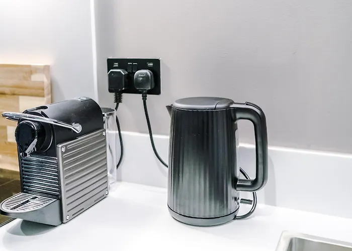 Premium 3 Bed Centre - Free Parking דירה *