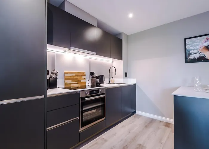 Premium 3 Bed Centre - Free Parking Leeds (West Yorkshire)