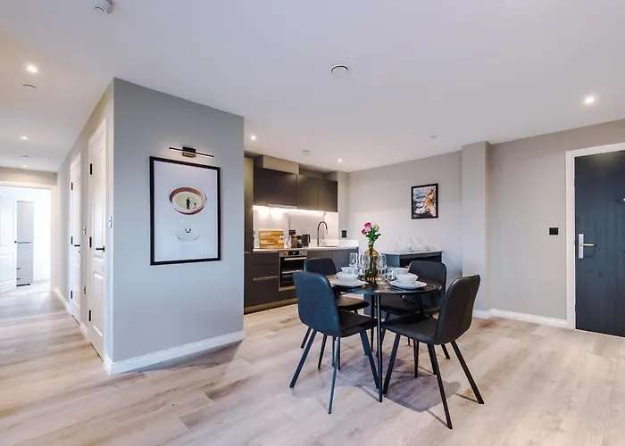 Apartment Premium 3 Bed Centre - Free Parking