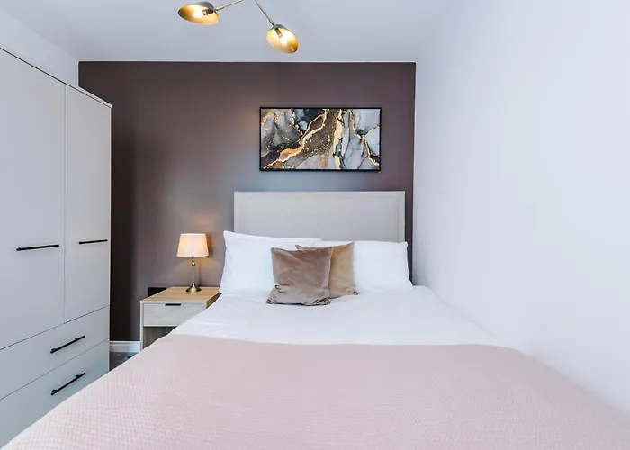 דירה Premium 3 Bed Centre - Free Parking *