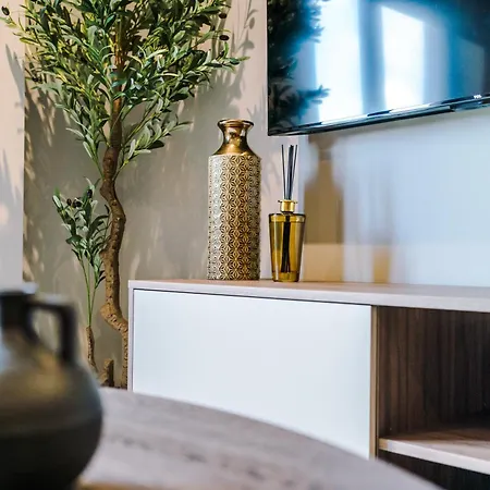 Premium 3 Bed Centre - Free Parking