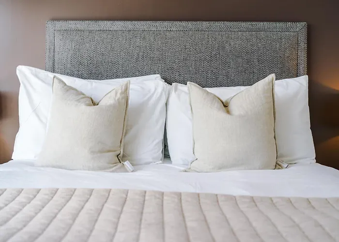 Premium 3 Bed Centre - Free Parking * Λιντς